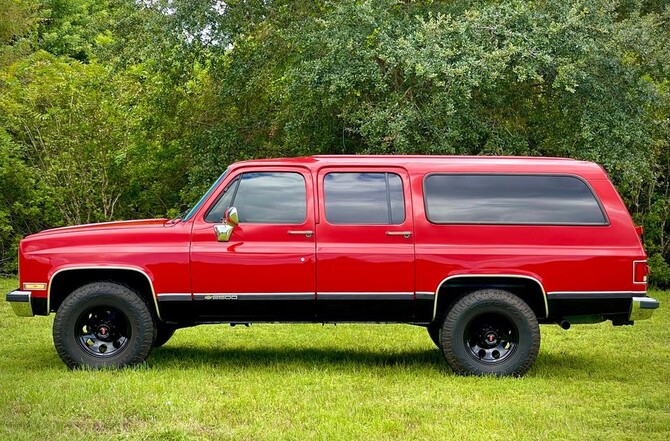 1990 Chevrolet Suburban 2500 2wd Toyo Open Country A/T III 265/70R17 (7855)